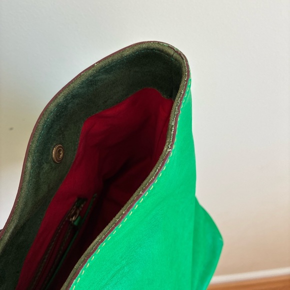 Dooney and Bourke Green Italian Leather Florentine Russel Tote - Picture 9 of 16